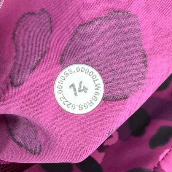 LULULEMON Base Pace High-Rise Crop 23" 14 Cheetah Camo Magenta Purple Multi - Picture 7 of 9